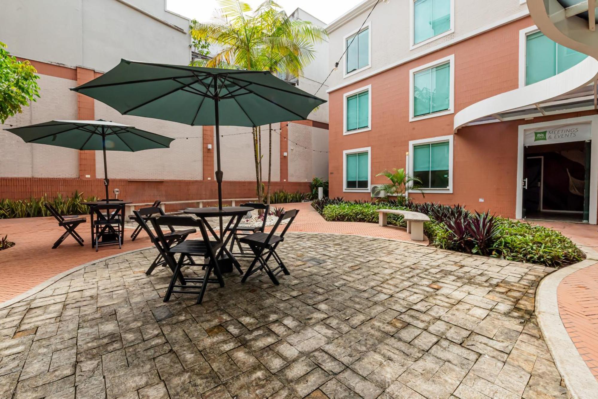 Ibis Styles Manaus Hotel Exterior photo